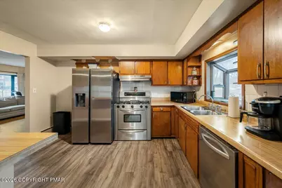  159 Summit Avenue, Pocono Summit, PA 18346 - Photo 5