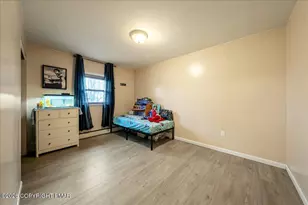 159 Summit Ave, Pocono Summit, PA 18346 - Photo 11