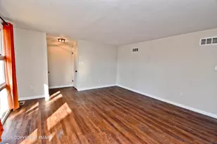 9 Fetherman St, Stroudsburg, PA 18360 - Photo 3