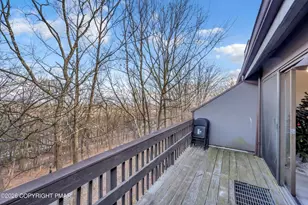 174 Upper Village Way, Tannersville, PA 18372 - Photo 9