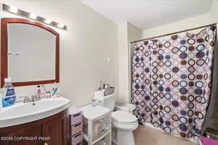 518 Wales Ct, Bushkill, PA 18324 - Photo 7