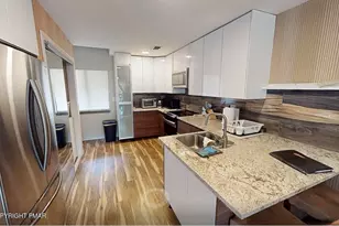 3315 Windermere Dr, Bushkill, PA 18324 - Photo 7