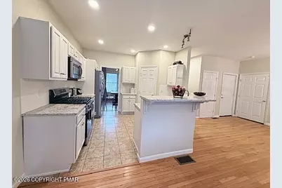  6334 Cherokee Trail, Tobyhanna, PA 18466 - Photo 15