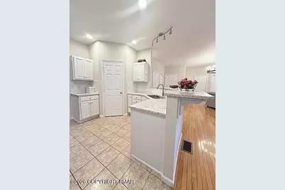  6334 Cherokee Trail, Tobyhanna, PA 18466 - Photo 15