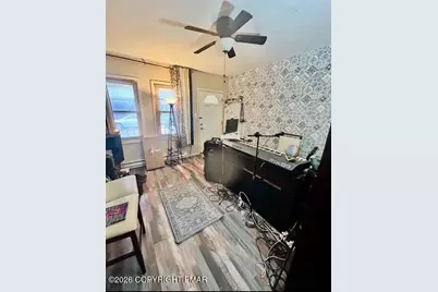  17 E Pine Street, Mahanoy City, PA 17948 - Photo 3