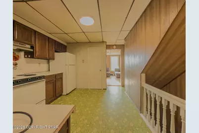  441 W Spruce Street, Hazleton, PA 18201 - Photo 3