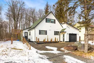 939 Country Pl Dr, Tobyhanna, PA 18466 - Photo 37