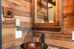 939 Country Pl Dr, Tobyhanna, PA 18466 - Photo 23