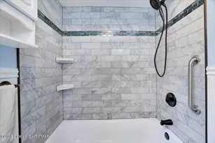 144 Basswood Dr, Dingmans Ferry, PA 18328 - Photo 17