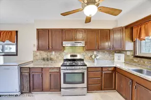 144 Basswood Dr, Dingmans Ferry, PA 18328 - Photo 13