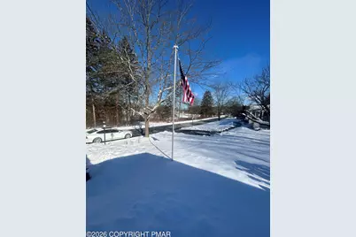  4 Lexington Lane, Mount Bethel, PA 18343 - Photo 5