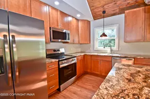 348 Summit Rd, Swiftwater, PA 18370 - Photo 13