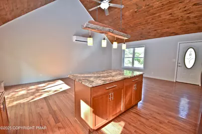  348 Summit Road, Swiftwater, PA 18370 - Photo 15