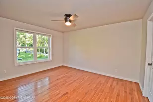 348 Summit Rd, Swiftwater, PA 18370 - Photo 17