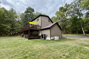 675 Whippoorwill Dr, Bushkill, PA 18324 - Photo 39