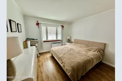  675 Whippoorwill Drive, Bushkill, PA 18324 - Photo 11