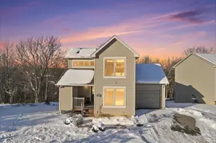 208 Sycamore Ct, Tannersville, PA 18372 - Photo 1