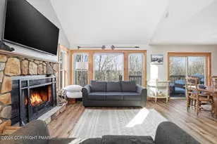 208 Sycamore Ct, Tannersville, PA 18372 - Photo 9