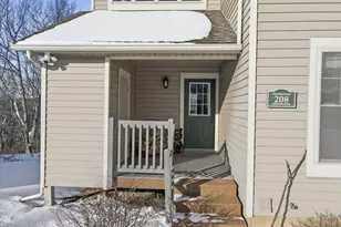 208 Sycamore Ct, Tannersville, PA 18372 - Photo 3