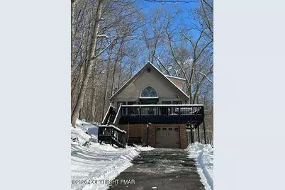  4309 Winchester Way, Bushkill, PA 18324 - Photo 1