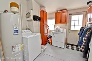 115 Squirrel Ln, Cresco, PA 18326 - Photo 9