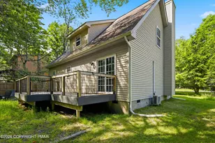 9102 Idlewild Dr, Tobyhanna, PA 18466 - Photo 3