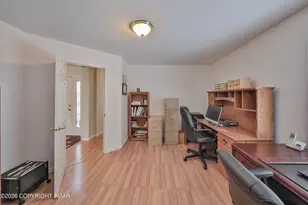 742 Biltmore Ave, Easton, PA 18040 - Photo 33