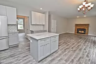 557 Marco Way, East Stroudsburg, PA 18302 - Photo 7