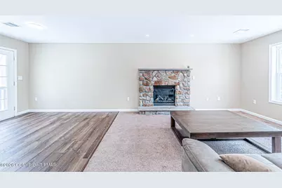  4580 Briarcliff Terrace, Tobyhanna, PA 18466 - Photo 9