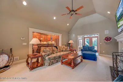  235 Wolf Hollow Road, Lake Harmony, PA 18624 - Photo 17