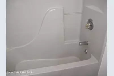  128 Bull Run, Long Pond, PA 18334 - Photo 23