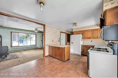  401 Schoolhouse Road, East Stroudsburg, PA 18302 - Photo 7