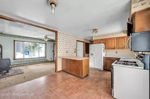 401 Schoolhouse Rd, East Stroudsburg, PA 18302 - Photo 7