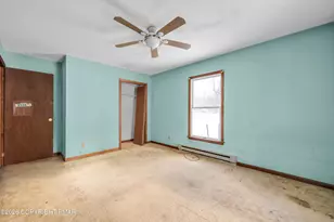 401 Schoolhouse Rd, East Stroudsburg, PA 18302 - Photo 13