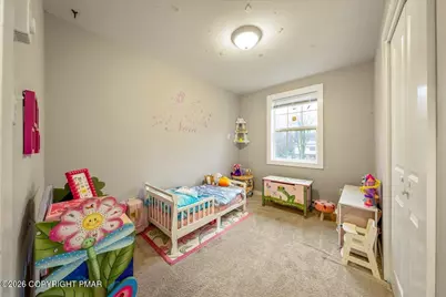  241 Squirrelwood Court, Effort, PA 18330 - Photo 19