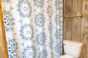 1881 Beverly Ct, Tobyhanna, PA 18466 - Photo 9