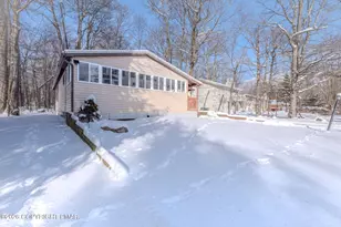 1914 Horseshoe Bend, Tobyhanna, PA 18466 - Photo 3