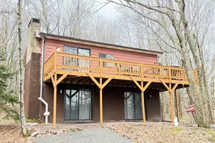 176 Birch Dr, Blakeslee, PA 18610 - Photo 3