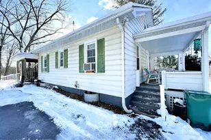 14 Grandview St, East Stroudsburg, PA 18301 - Photo 3