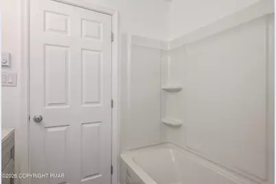  8676 Twin Lake Drive, Kunkletown, PA 18058 - Photo 9