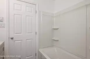 8676 Twin Lake Dr, Kunkletown, PA 18058 - Photo 9