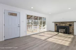 8676 Twin Lake Dr, Kunkletown, PA 18058 - Photo 3