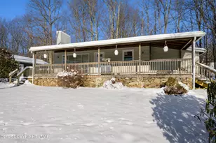 8676 Twin Lake Dr, Kunkletown, PA 18058 - Photo 29