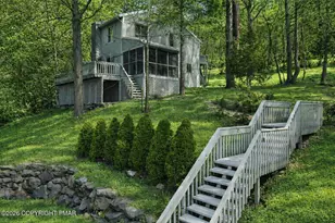 194 Stafford Dr, Bushkill, PA 18324 - Photo 3