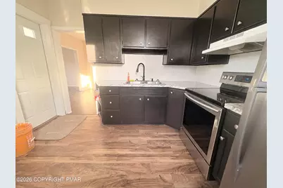  212 E Kline Avenue, Lansford, PA 18232 - Photo 5