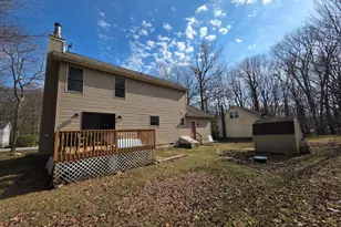 1528 Belgravia Dr, Tobyhanna, PA 18466 - Photo 5