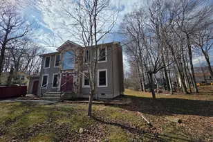 1528 Belgravia Dr, Tobyhanna, PA 18466 - Photo 1
