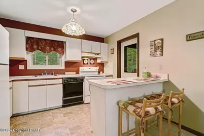  158 Forest Drive, Canadensis, PA 18325 - Photo 11