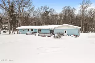 380 Cherry Lane Rd, Bartonsville, PA 18321 - Photo 31