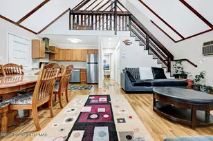 3620 Sequoia Dr, East Stroudsburg, PA 18302 - Photo 9